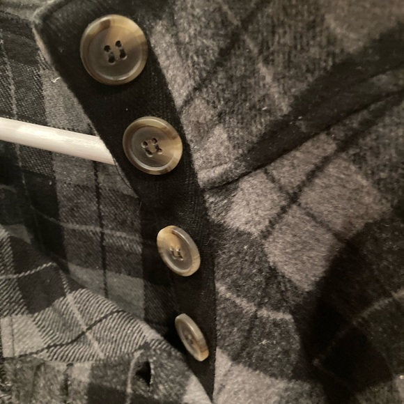 Hem & Thread pullover - Picture 5 of 7